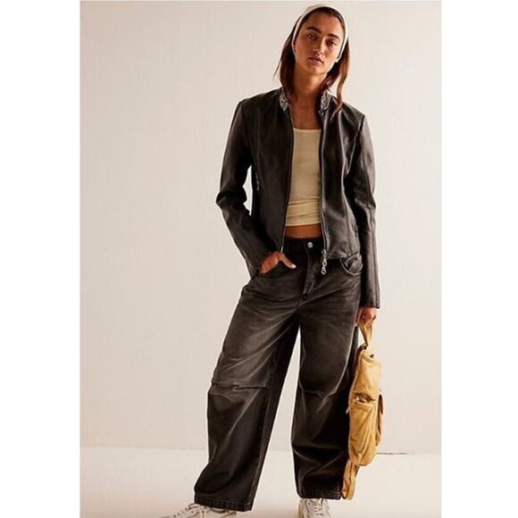 NWT Free People | We The Free Twin Flame Cropped Wide Leg Barrel Jeans - Picture 1 of 8